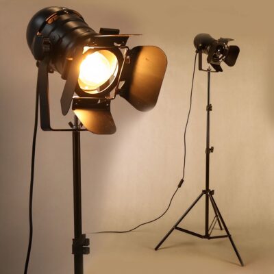 Lampe de photographe trépied