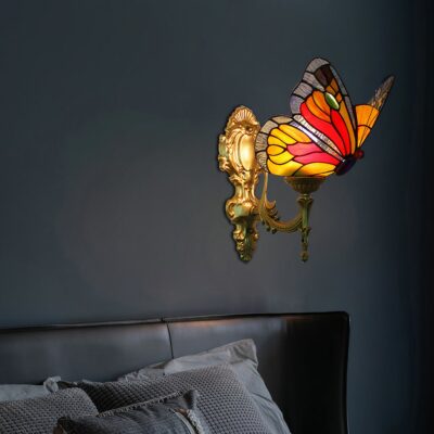 Lampe murale papillon style tiffany