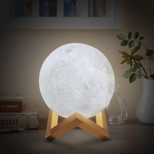 lampe lune sur support bois