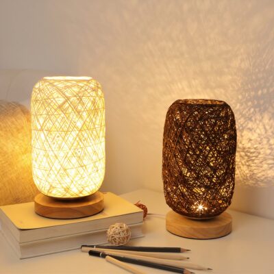 Lampe de table en rotin et bois en forme de boule