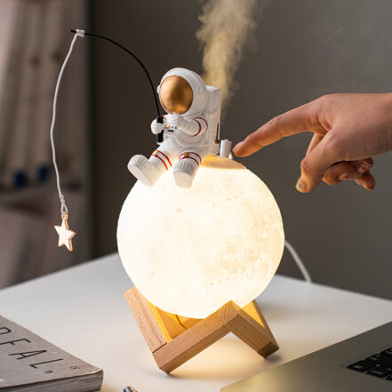 Lampe astronaute pour chevet d'enfant