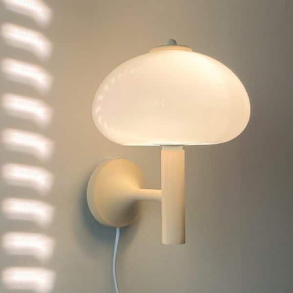 Lampe murale en verre style champignon