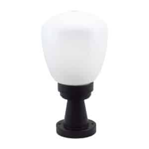 Lampe pilier vintage noire avec abat-jour blanc, dont la base est noire, elle est présentée sur fond blanc