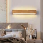 Lampe salle de bain au design original en bois
