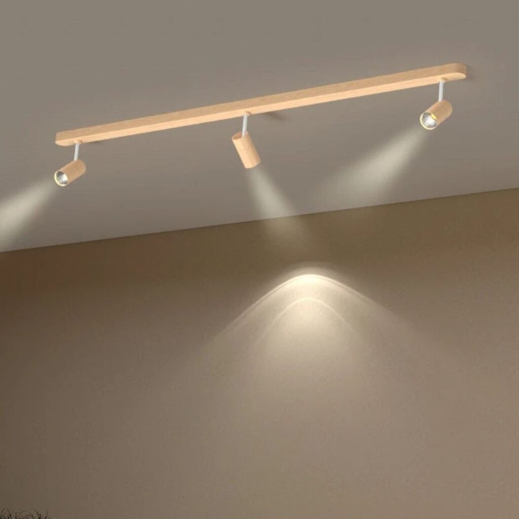 Lampe plafond en bois à trois têtes